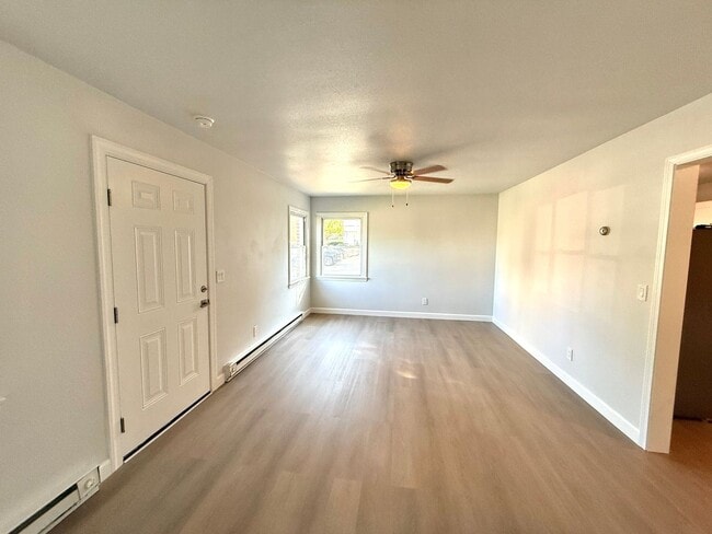 Photo - 428 Roanoke St E Unit 428