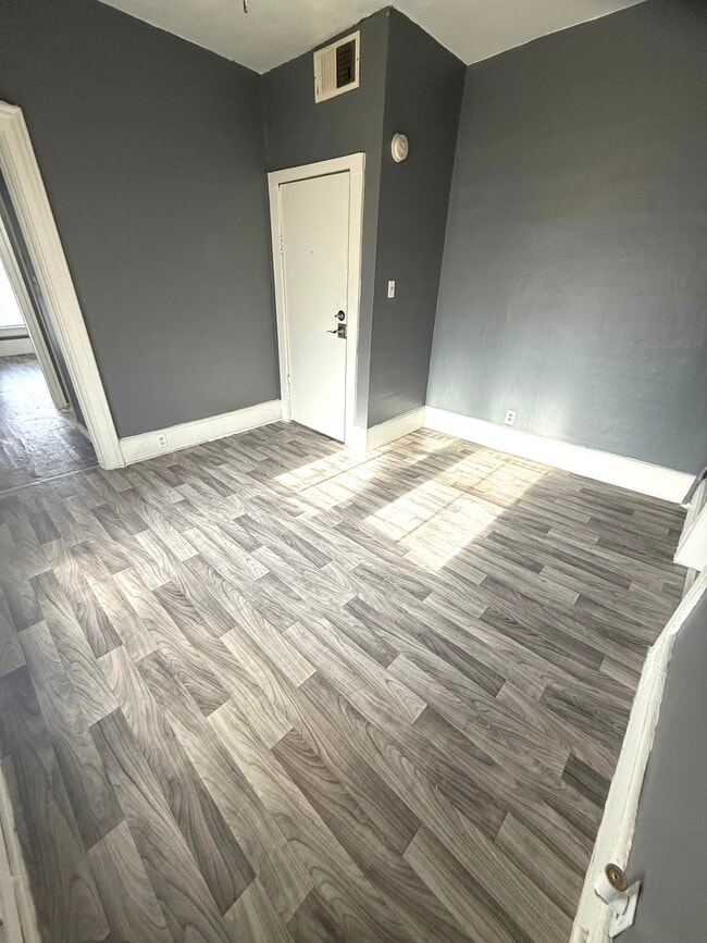 Photo - 312 N Marion St Unidad 3