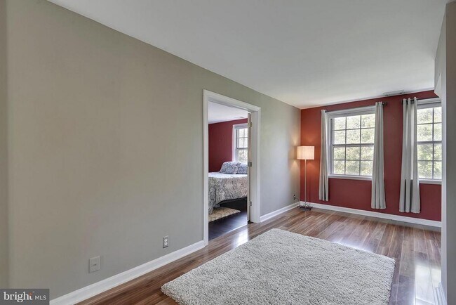 Photo - 4426 36th St S