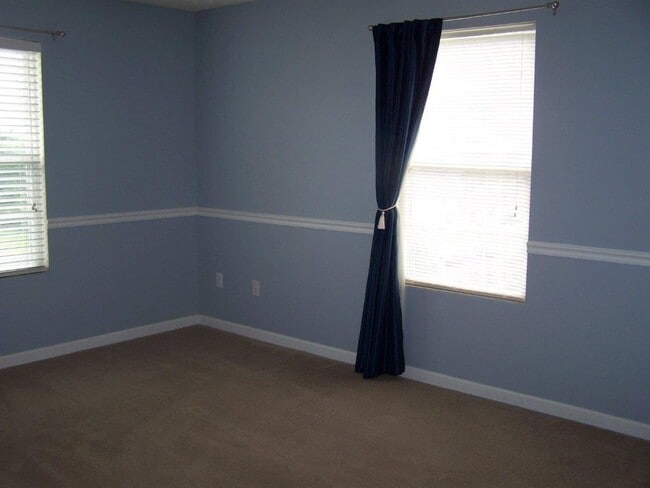 Master Bedroom - 151 Brookland Ter Unit 9