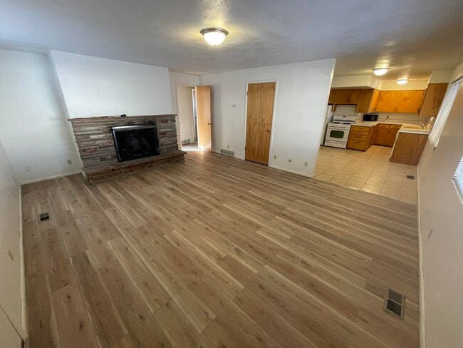 Photo - 1415 280 E Unit 1415