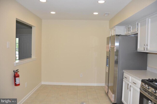 Photo - 85 Biddle Way