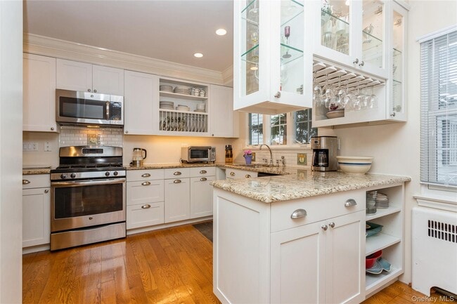 Photo - 9 Holland Pl