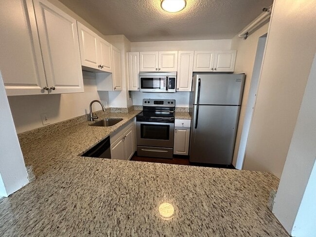 Building Photo - 872 Massachusetts Ave Unit 801