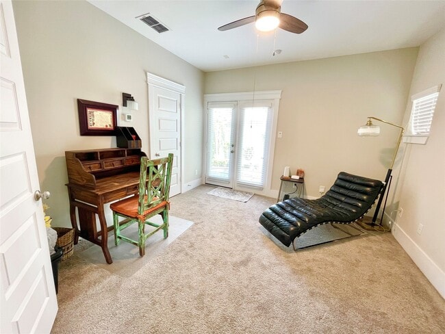 Building Photo - 809 Leavenworth Ave