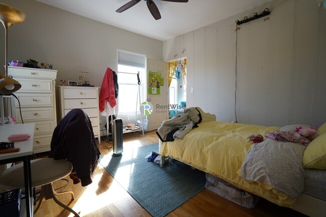 Photo - 27 Emery St Unidad 2