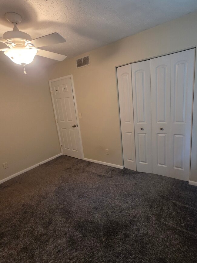 Photo - 338 Cluster Ave