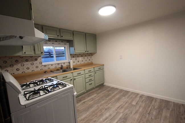 Photo - 1414 Griego Rd NW