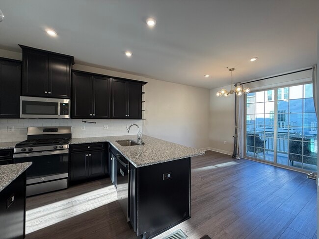 Comedor - 19708 Preservation Mews