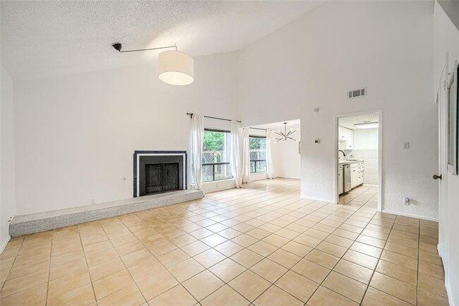 Photo - 6810 Thorncliffe Dr