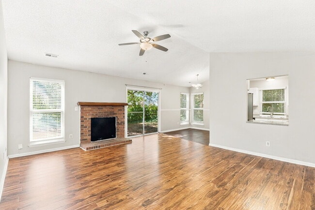 9007 Oren Thompson Rd