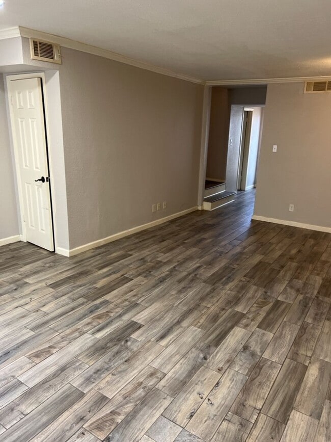 Photo - 6200 W Tidwell Rd