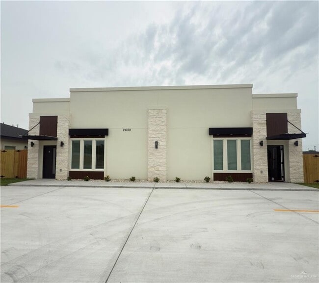 Building Photo - 11 Bald Cypress Dr Unit 2