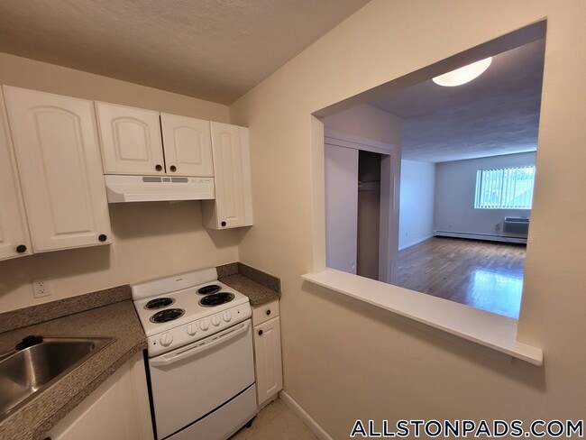 Photo - 26 Allston St Unidad 14