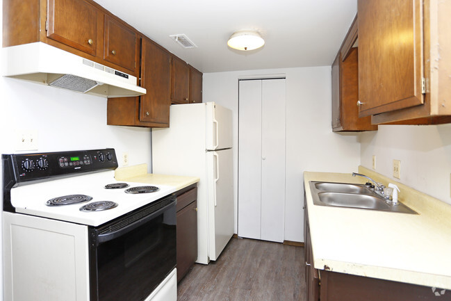 Kitchen Example - Hidden Village Apartments