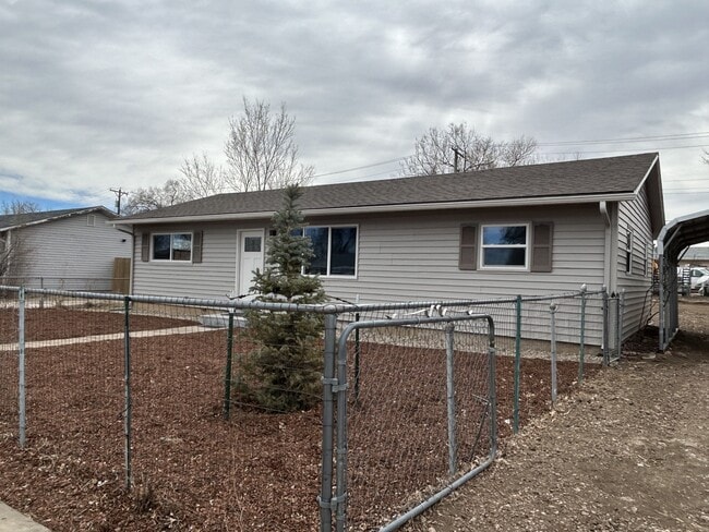 Building Photo - 1305 Rockwood Ave
