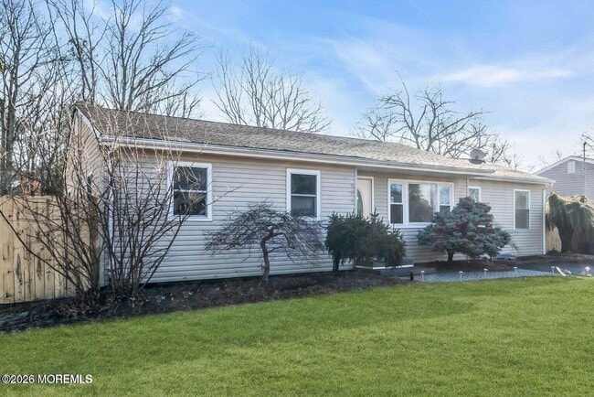 Photo - 905 Harrison Rd