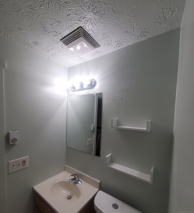 Photo - 949 Pleasant Valley Rd Unidad 5-9