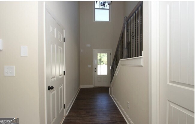 Photo - 333 Olympian Dr