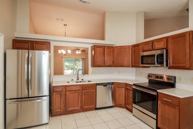 Photo - 8173 Pilgrims Trace Dr