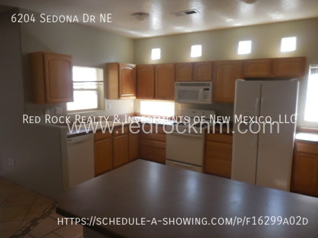 Photo - 6204 Sedona Dr NE