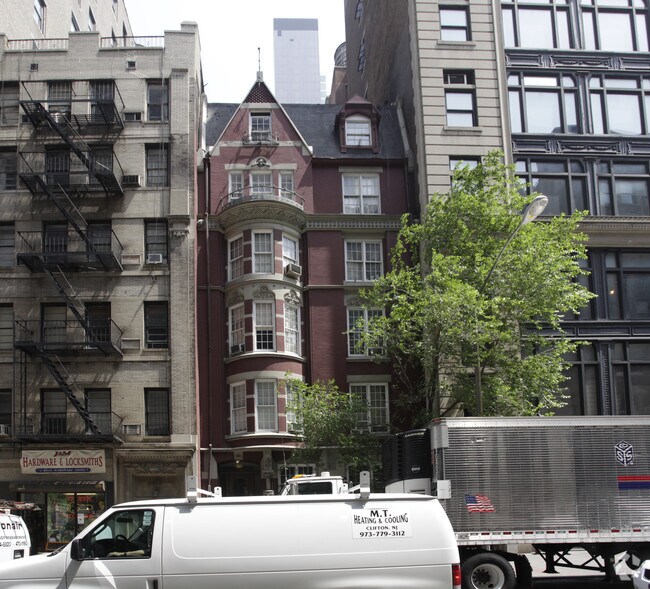 Photo - 21 East 21st Street