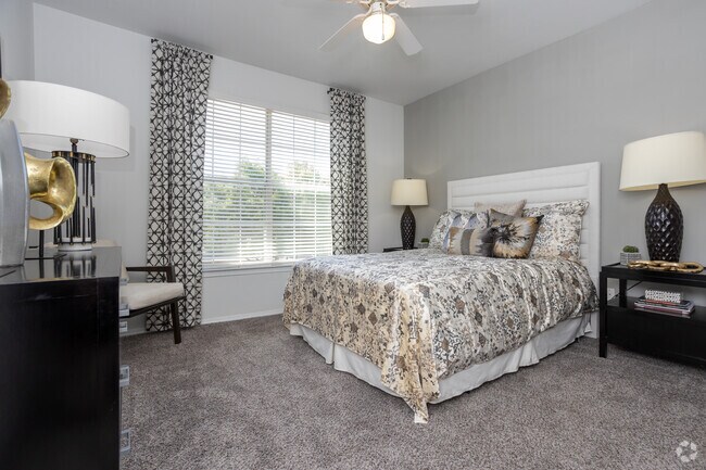 2BR,2BA-Yorkshire - Grand Estates @ Keller