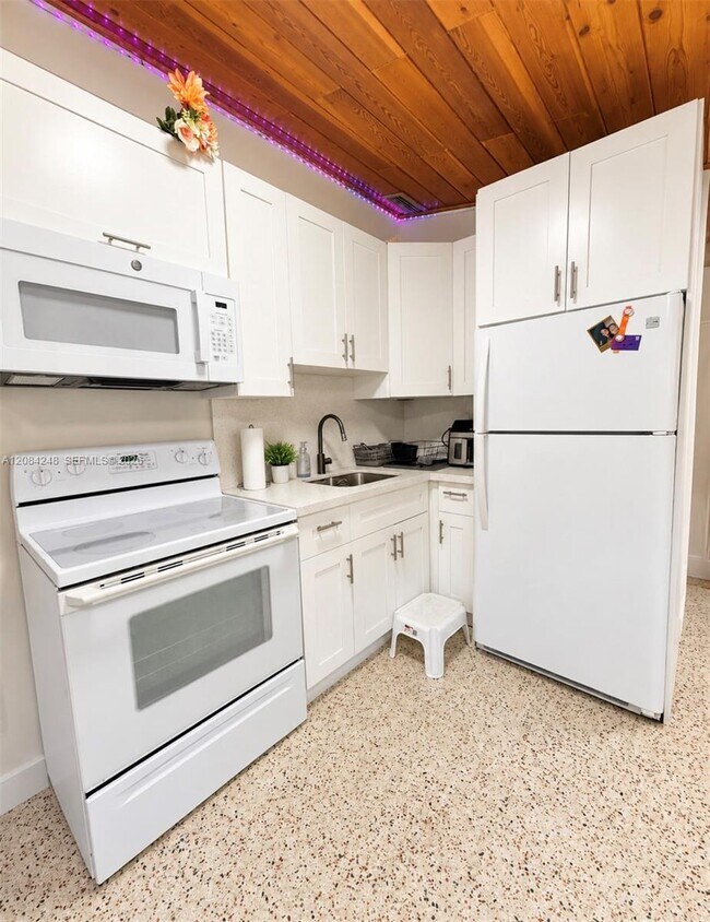 Photo - 311 NW 56th Ave. Unit B