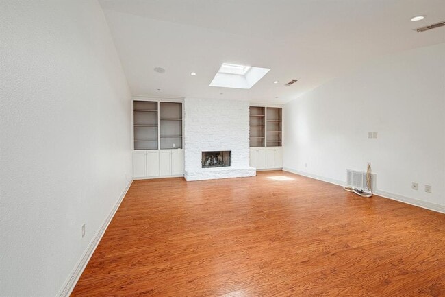 Photo - 3601 Peregrine Falcon Dr