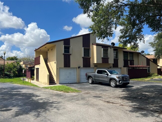Photo - 6631 SW 137th Ct Casa Adosada