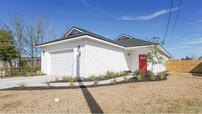 Photo - 2910 Clearview Ave