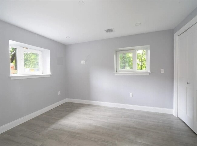 Photo - 245 Elm St Unit B2