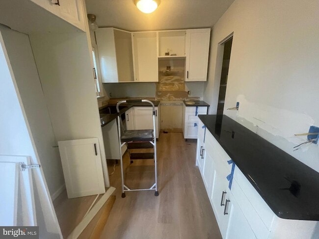 Photo - 209 Cross Keys Dr