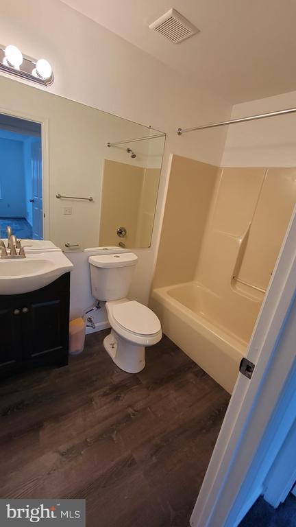 Photo - 1402 Waters Edge Dr Unit 170