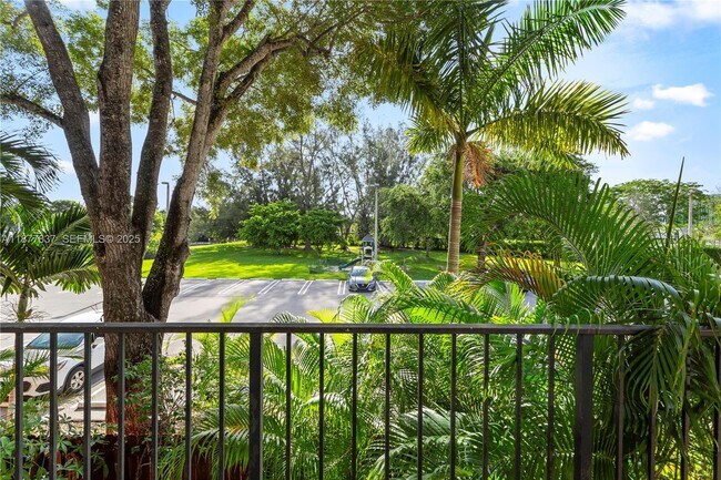 Building Photo - 8600 SW 67th Ave Unit 937