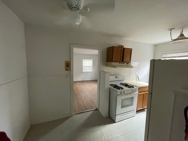 Cocina - 365 Concord Ave Unidad B