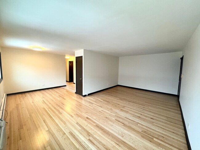 Photo - 424 Elgin Ave Unit 8