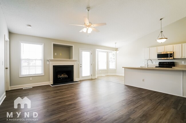 Photo - 54 Pedernales Dr
