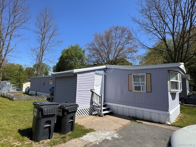 Photo - 23 Daisy Dr