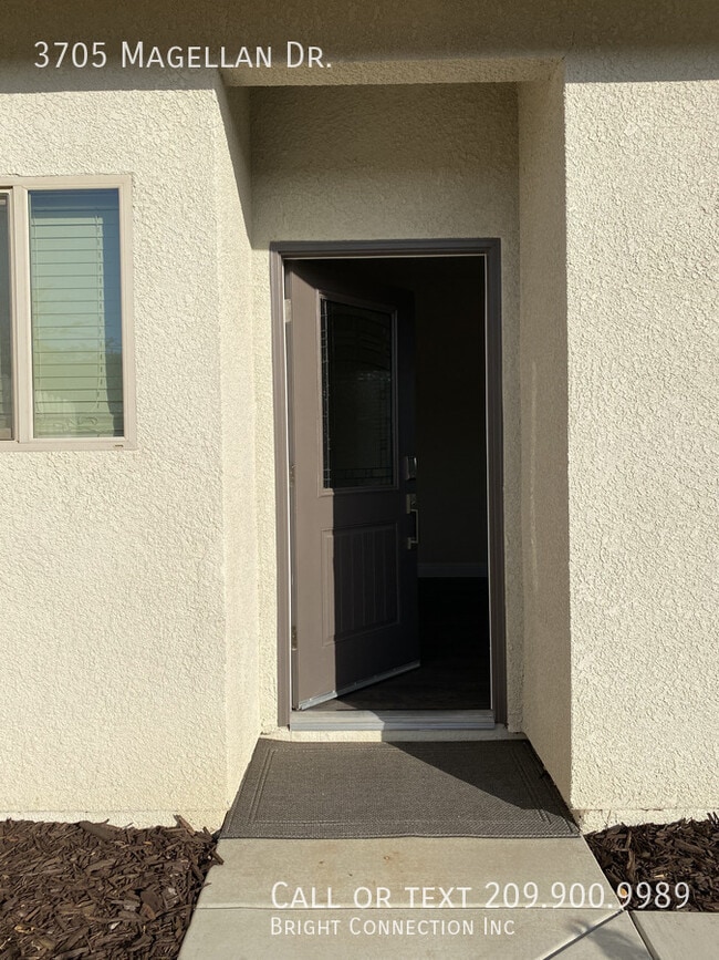 Photo - 3705 Magellan Dr