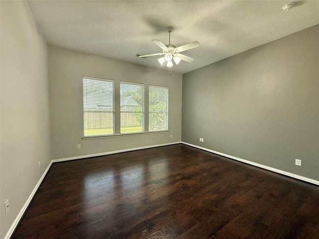 Photo - 26823 Lakeridge Park Ln
