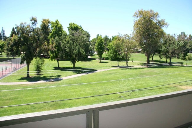 Photo - Parkview Apartments