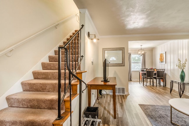 Photo - 51 King Ave Unit D