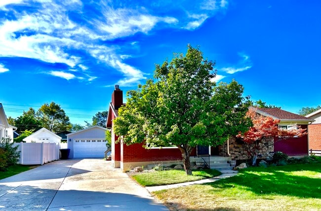 Photo - 3096 S Marie Cir