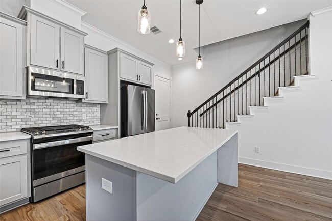 Photo - 7314 Avenue L