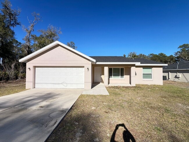 Building Photo - AWESOME 3 BD/2BA Home in Ocklawaha!! Available now!!