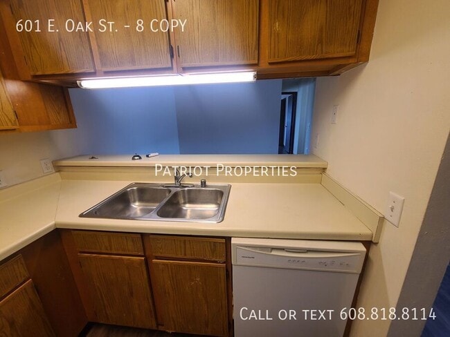 Photo - 601 E Oak St Unit 8 COPY