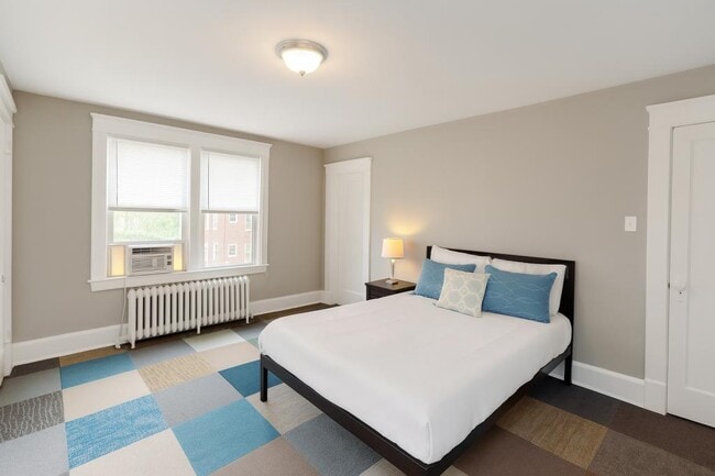 Photo - 201 Emming St