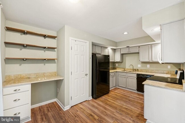 Photo - 5494 Prince William Ct