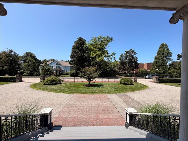 412 Bellevue Ave Unit 3